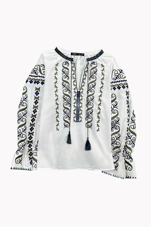 Ekru Nakış İşlemeli Bluz