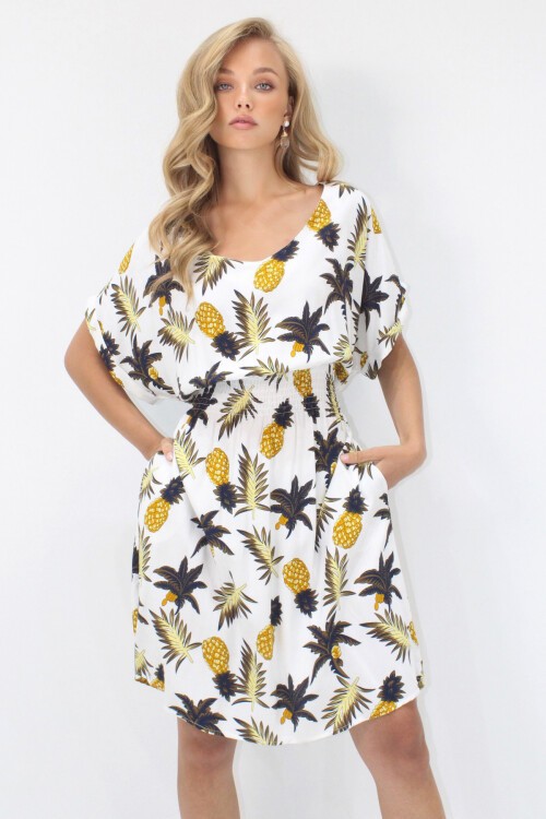 Ekru V Yaka Çift Cepli Desenli Beli Gipeli Dokuma Viskon Elbise