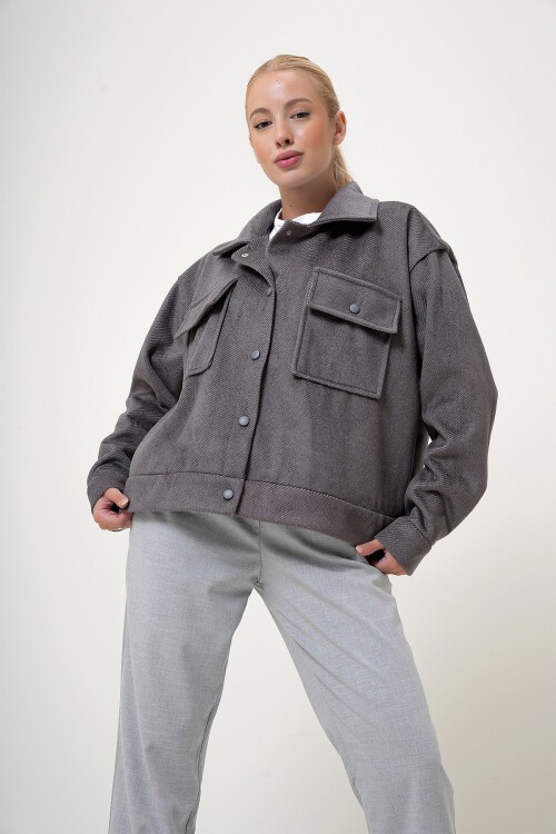 Gri Çift Cepli Çıt Çıt Kapamalı Kaşmir Mont