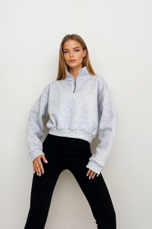 Gri Dik Yaka Fermuarlı Sweatshirt