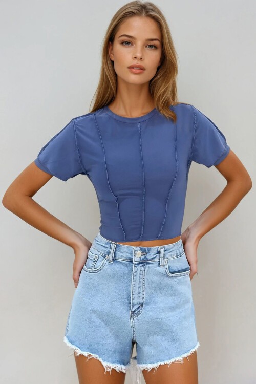 İndigo Bisiklet Yaka Önü Dikişli Crop Sandy Bluz