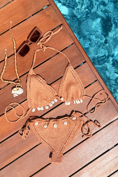 Kahve Deniz Kabuğu Detaylı Tığ İşlemeli İpli Bikini
