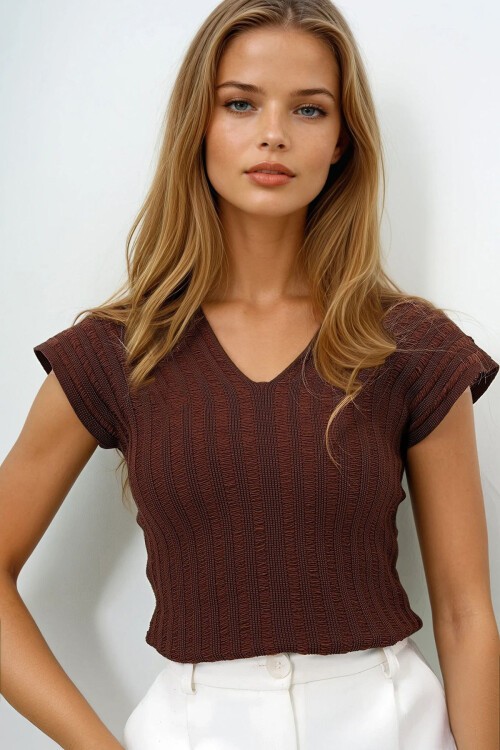 Kahverengi Ön Arka V Yaka Ajurlu Yazlık Triko Bluz