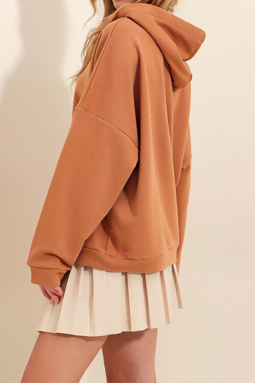 Karamel Kapüşonlu Kanguru Cepli 3 İplik Kalın Sweatshirt