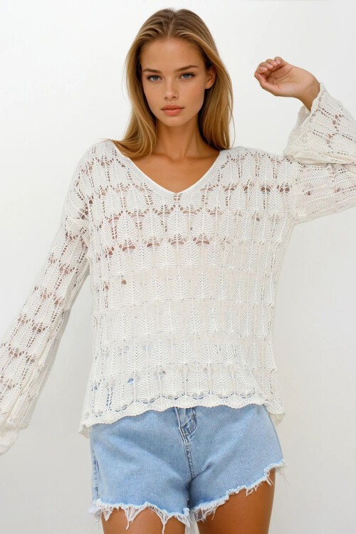 Krem V Yaka Ajurlu Bluz