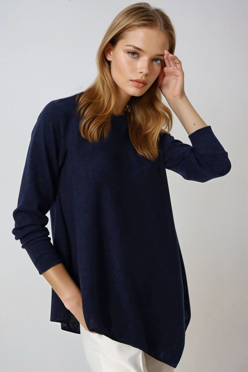 Lacivert Asimetrik Kesim Tunik