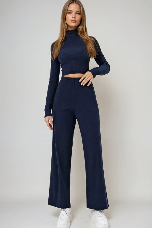 Lacivert Dik Yaka Kaşkorse Krop Bluz Ve Pantolon Takım
