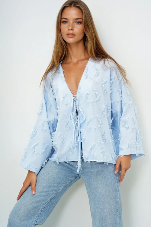 Mavi V Yaka Önü Bağlamalı Püskül Detaylı Yazlık Keten Ceket