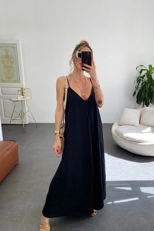 Siyah Aerobin Kumaş Ayarlanabilir Askılı Uzun Elbise