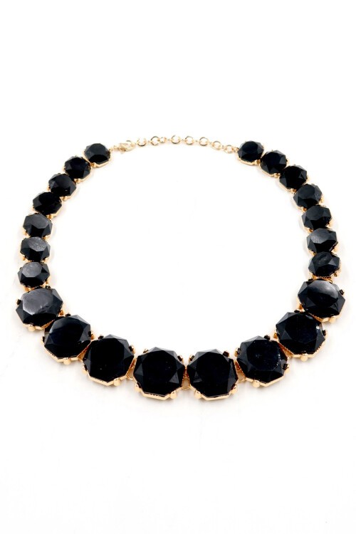 Siyah Altın Çerçeveli Geometrik Taşlı Tasarım Kolye