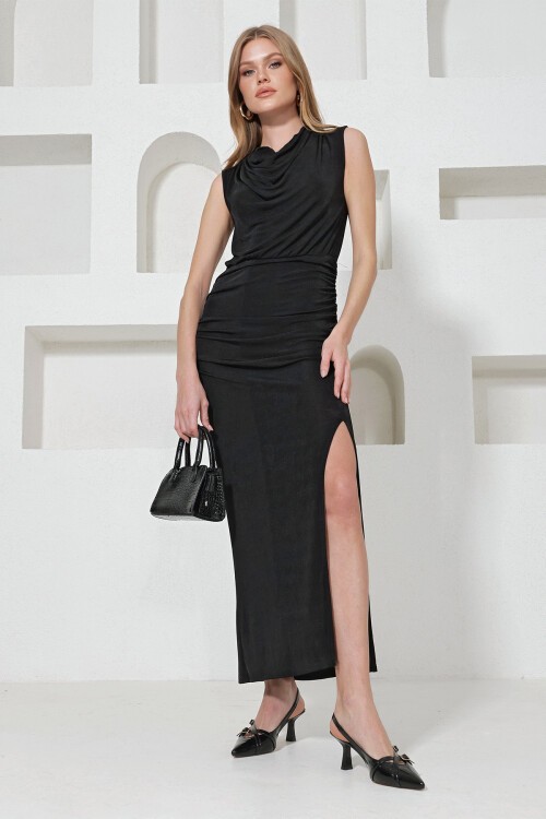 Siyah Degaje Yaka Drapeli Yırtmaçlı Buzzy Abiye Elbise