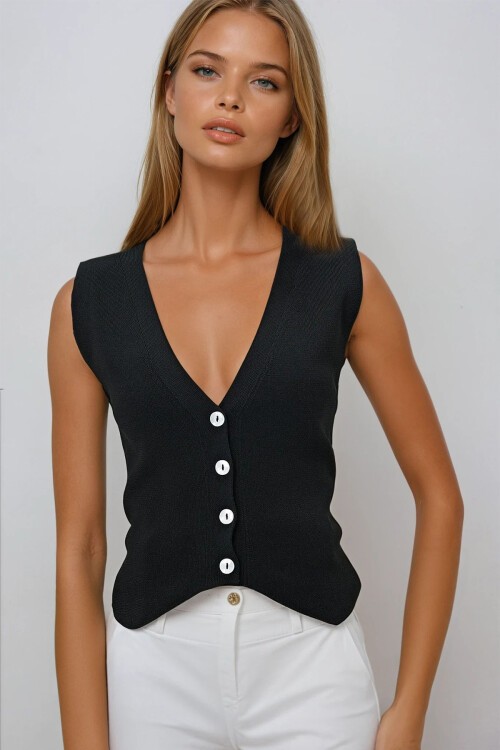 Siyah V Yaka Düğmeli Yazlık Triko Yelek