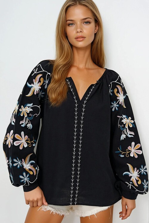 Siyah V Yaka Nakış İşlemeli Balon Kol İnce Yazlık Keten Bluz