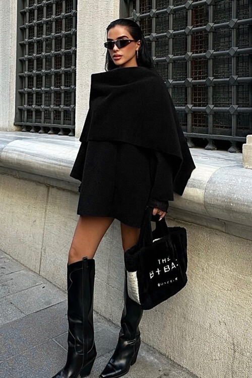 Siyah Yün Karışımlı Ceket