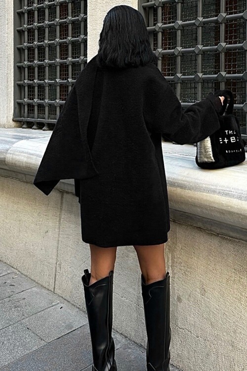 Siyah Yün Karışımlı Ceket