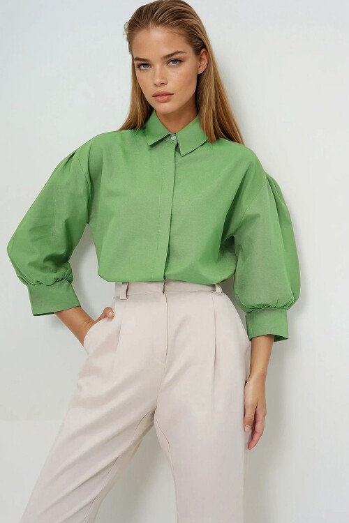 Su Yeşili Balon Kol Gizli Patlı Dokuma Gömlek