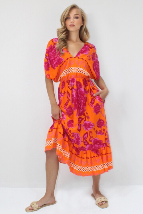 Turuncu Fuşya Ön Arka V Yaka Desenli Eteği Volanlı Yazlık Dokuma Elbise