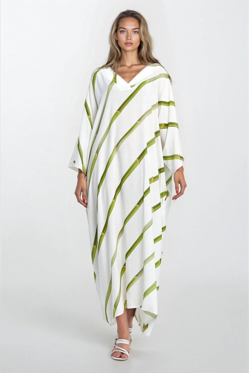 Yeşil Çizgi Desenli V Yaka Büyük Beden Viskon Elbise