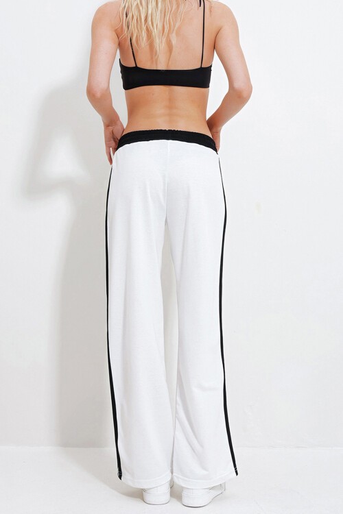 Beyaz Beli Lastikli Çift Şeritli Pazalazzo Eşofman Altı