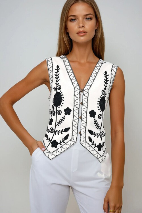 Beyaz Düğme Detaylı Nakış İşlemeli Keten Yelek