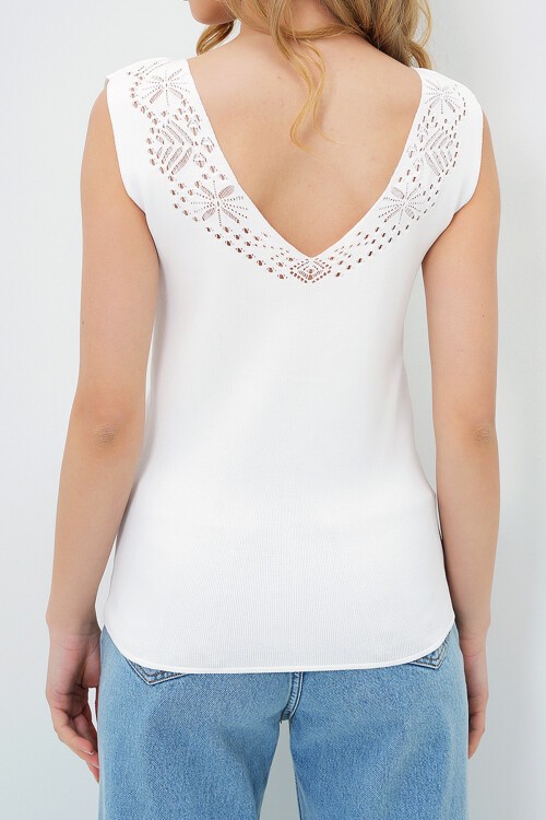 Beyaz Ön Arka V Yaka Ajurlu Yazlık Triko Bluz