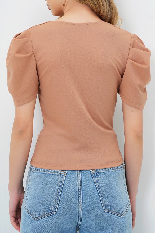 Bisküvi Kruvaze Yaka Prenses Kol Örme Krep Bluz