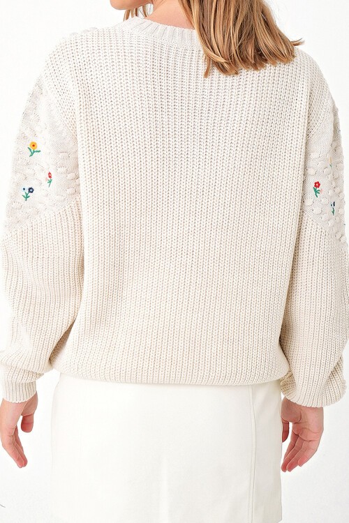 Ekru Oversıze Nakışlı Premıum Kazak