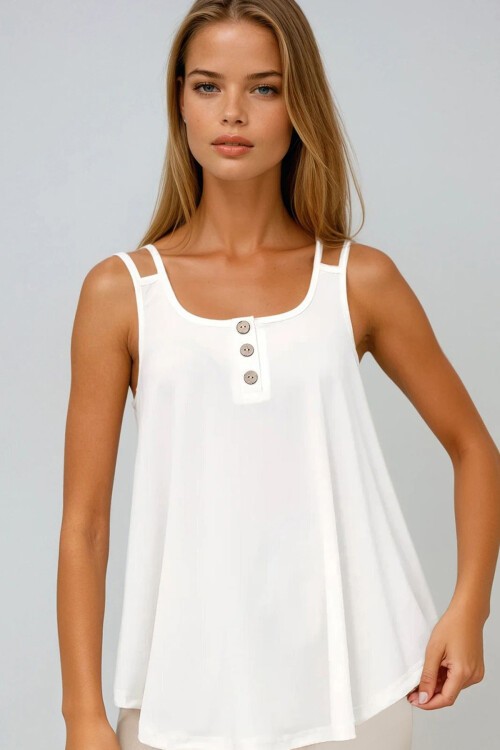 Ekru U Yaka Çapraz Askılı Düğme Detaylı Sandy Kloş Kesim Bluz