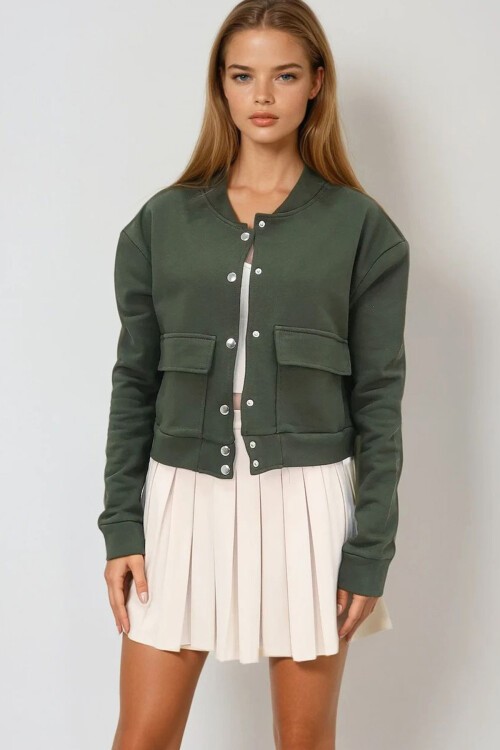 Haki Çıt Çıt Kapamalı Çift Cepli İçi Şardonlu Crop Ceket