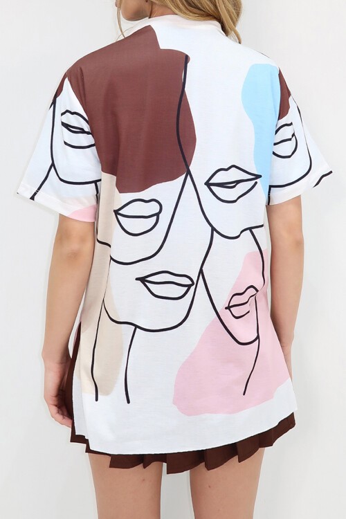 Kahverengi Bisiklet Yaka Dijital Baskılı Yanı Yırtmaçlı T Shirt