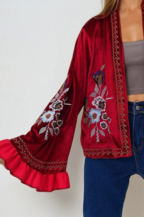 Kırmızı Kadife Nakışlı Carmen Ceket