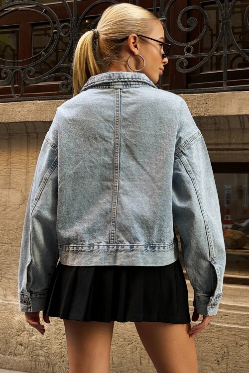 Mavi Cep Detaylı Düğmeli Kot Ceket