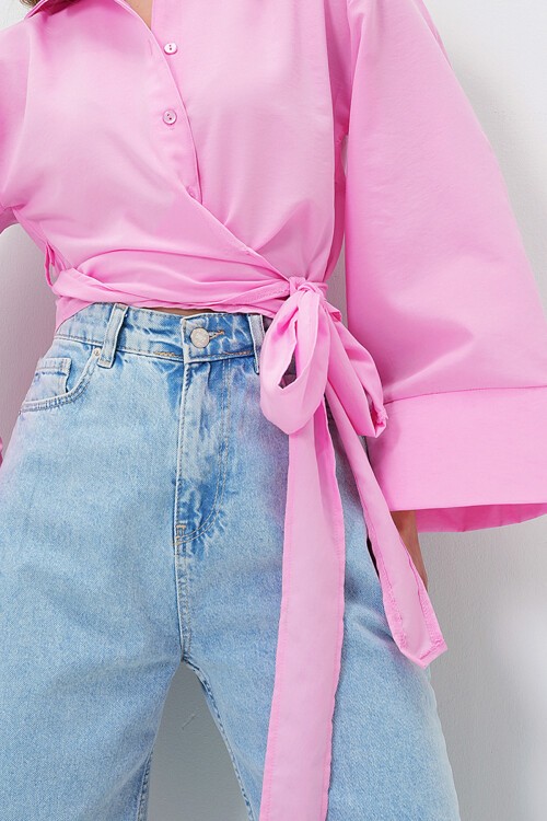 Pembe Geniş Manşetli Kol Detaylı Önü Bağlamalı Poplin Gömlek