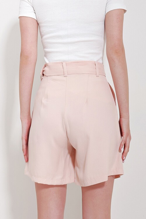 Pudra Pembe Çift Cepli Beli Kemerli Gabardin Şort