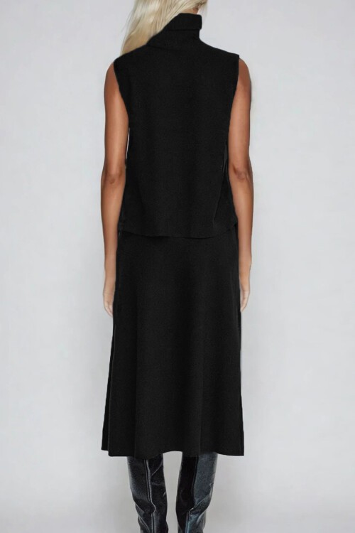 Siyah Balıkçı Yaka Selanik Örme Kolsuz Bluz Ve Etek Takım