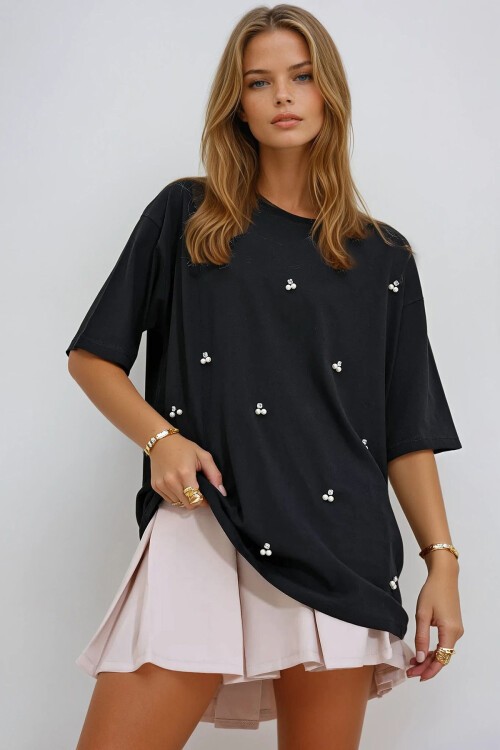Siyah Bisiklet Yaka Oversize İnci Ve Taş İşlemeli T Shirt