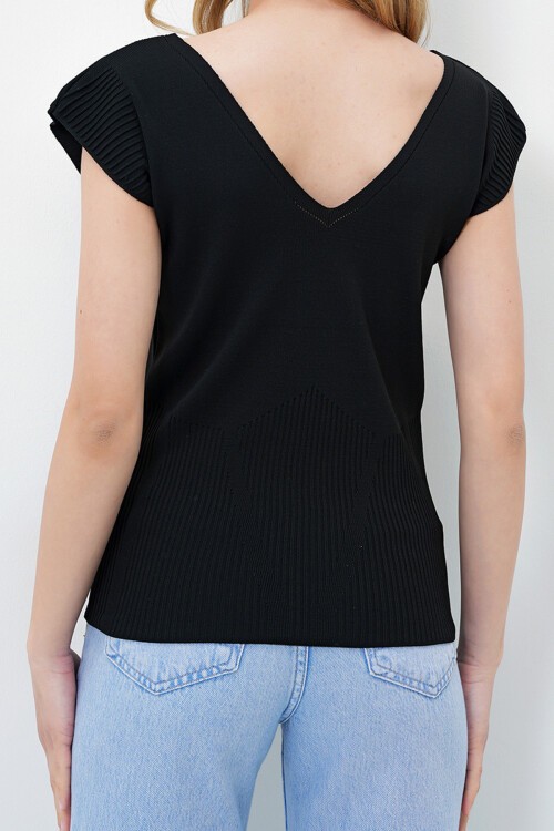 Siyah Ön Arka V Yaka Yazlık Triko Bluz