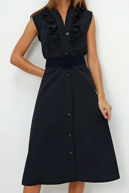 Siyah Önü Fırfırlı Kemerli Poplin Dokuma Elbise