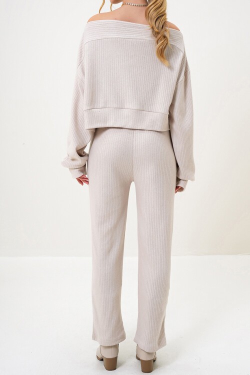 Taş İnterlok Kumaş  Madonna Yaka Crop Sweat Ve Pantolon Takım