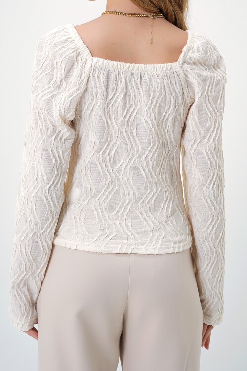 Vanilya Kare Yaka Önü Büzgülü Prenses Kol Desenli Bluz