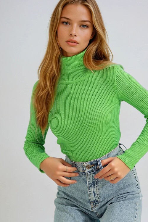 Yeşil Balıkçı Yaka Fitilli Triko Kazak