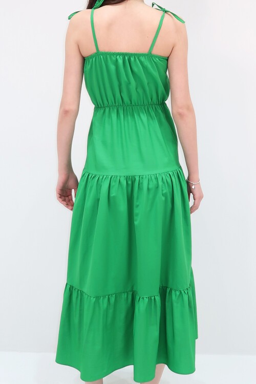 Yeşil Kat Kat Volanlı Askılı Boncuk Aksesuarlı Midiboy Elbise