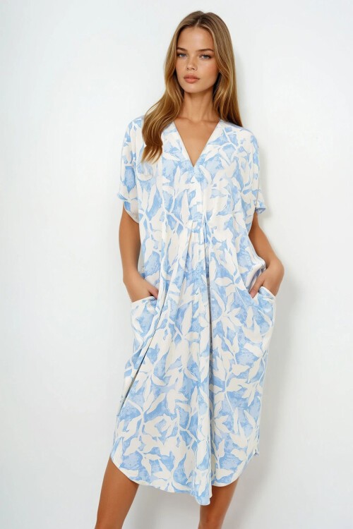 Bebe Mavi V Yaka Desenli Yazlık Maxi Boy Dokuma Elbise