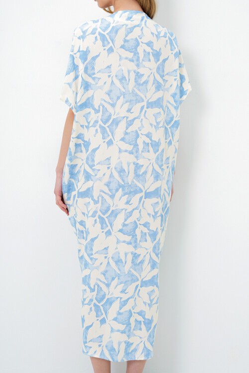 Bebe Mavi V Yaka Desenli Yazlık Maxi Boy Dokuma Elbise