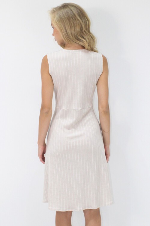 Bej Bisiklet Yaka Çift Cepli Pileli Bürümcük Midi Boy Elbise