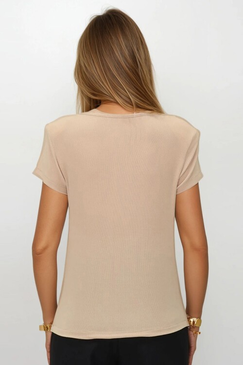 Bej Degaje Yaka Dökümlü Vatkalı Örme Bluz