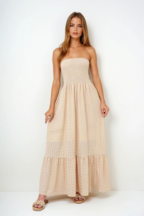 Bej Gipeli İçi Astarlı Güpür Straplez Elbise