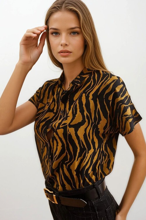 Hardal Çiçekli Viskon Yarasa Gömlek