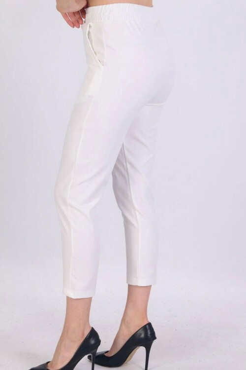 Beyaz Çift Cepli Beli Lastikli Havuç Pantolon