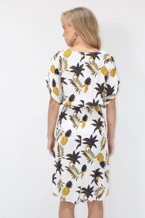 Ekru V Yaka Çift Cepli Desenli Beli Gipeli Dokuma Viskon Elbise